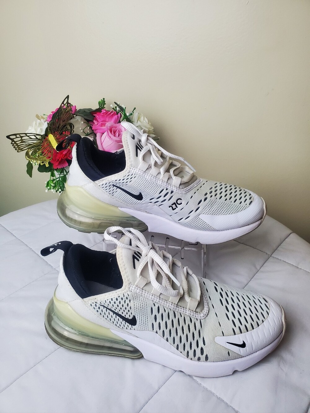 Nike Air Max 270 White Black Sneakers Women's Size 7